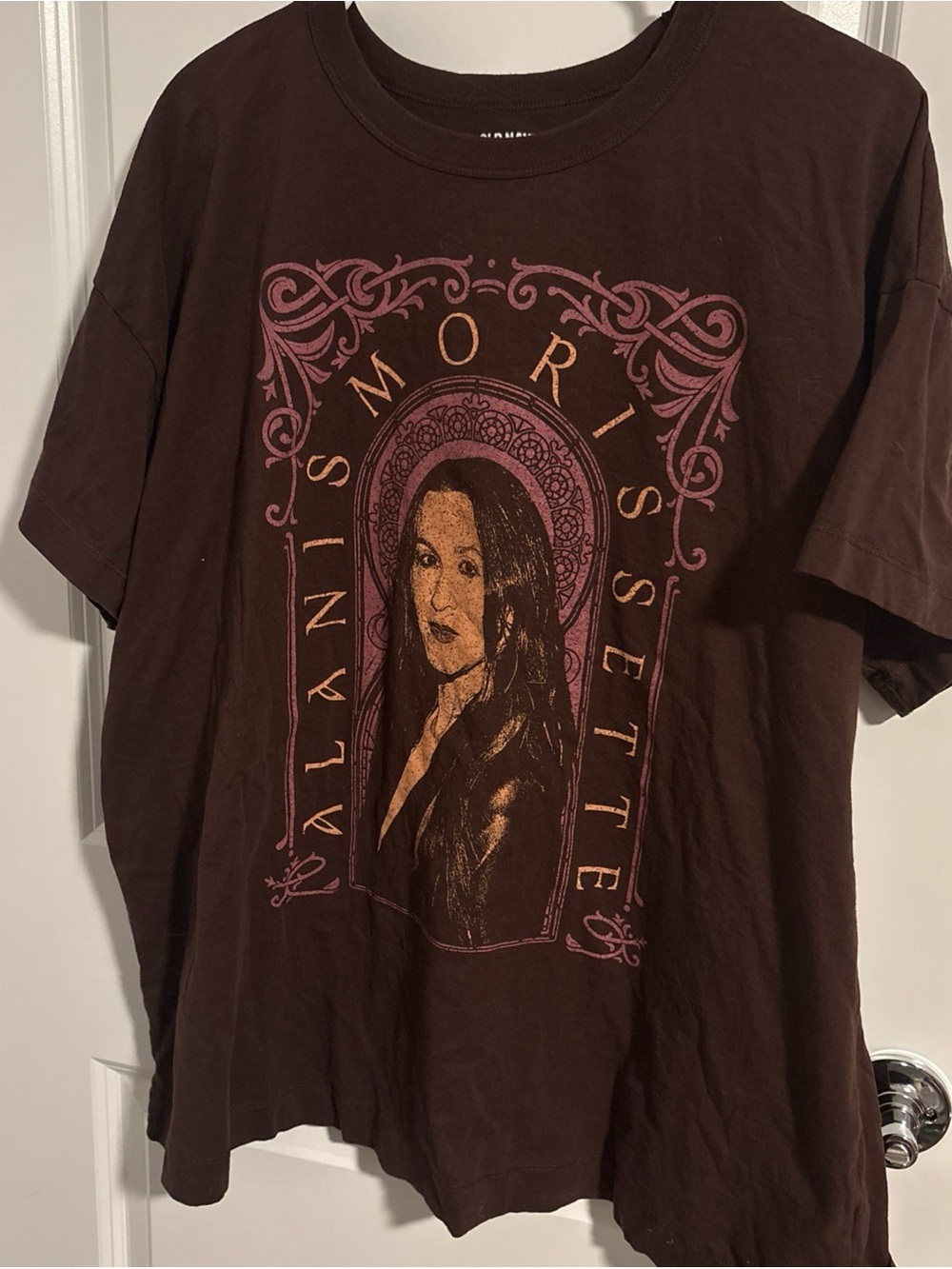 Alanis Morissette Women’s Oversized XL Brown Tshirt Old Navy